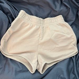 Aritzia Wilfred Free Terry Fleece 2” Sweatshort